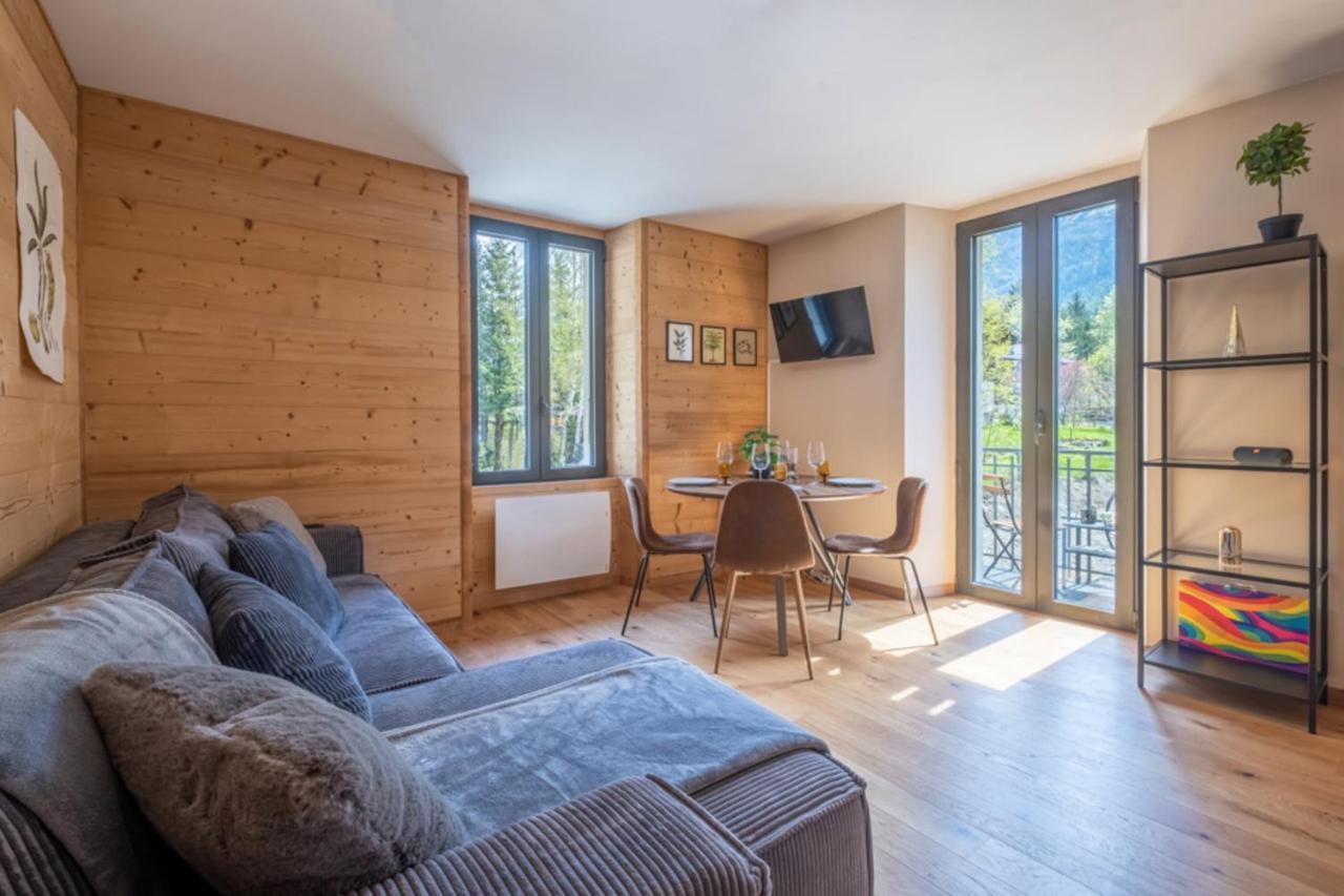 Newly Renovated Apartment With Mont Blanc View Chamonix Kültér fotó